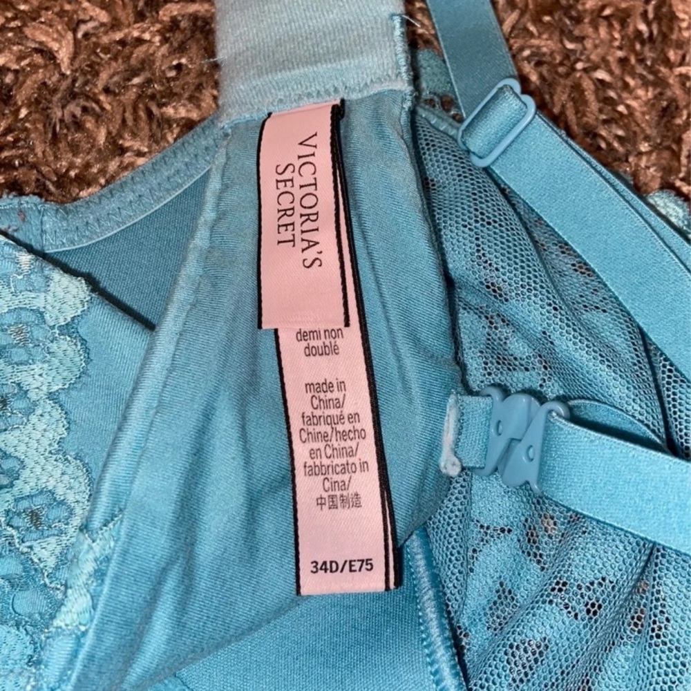 Victoria’s Secret bra - Picture 4 of 4